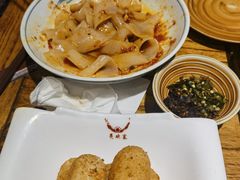 -快活林酸汤鱼鲜品火锅店(甲秀楼店)