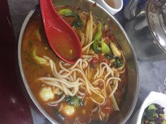 -红鼻子桂林米粉(金唐新光界店)