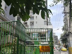 -李子坝梁山鸡(李子坝大鸡哥店)