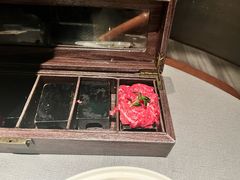 -左庭右院鲜牛肉火锅黑金店(陆家嘴中心店)