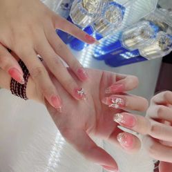 -初瞳专营美睫美甲