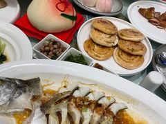 -万龙洲海鲜(大兴绿地缤纷城店)