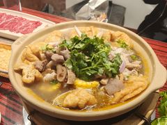 -沙胆彪炭炉牛杂煲(上海日月光广场店)