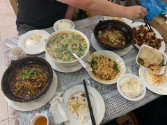 -YI PIN JU 一品居中餐厅 中国超市