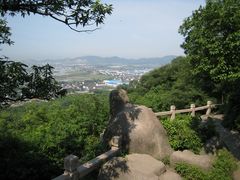 -灵岩山风景区