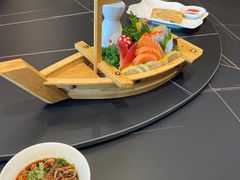 -鼎泰亨·海鲜牛肉餐厅(滨江店)