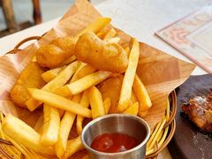 -城堡俄式西餐厅(中央大街索道店)