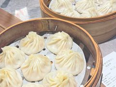 -莱莱小笼·乔艾
