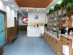 -pd派德宠物中心医院24H急重症·眼科中心·血液透析中心(嵩山北路店)