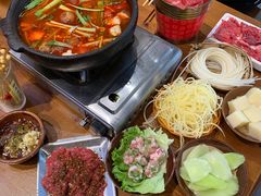 -黔有有贵州酸汤夺夺粉火锅(五味十字店)