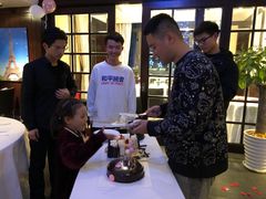 等位区-锦江宾馆-锦悦西餐厅