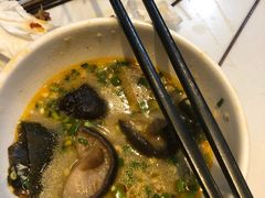 -杨姨老益阳麻辣烫(林科大店)