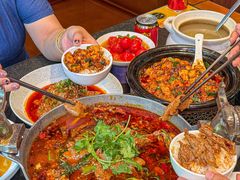 -万重锦·人文川菜馆(骡马市店)