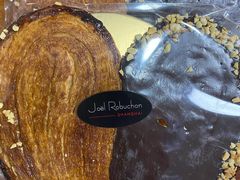 巧克力蝴蝶酥-Salon de The de Joel Robuchon(外滩18号店)