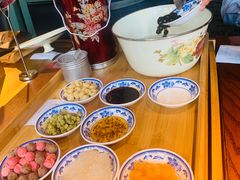 创世纪冰粉-手选潮汕鲜活牛肉火锅(二七广场店)