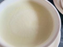 牛奶炖蛋-黄师奶甜品店