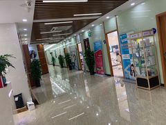 -茂菊口腔连锁(浦东南路店)