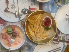 -意卡菲·欢乐聚会餐厅(华侨店)