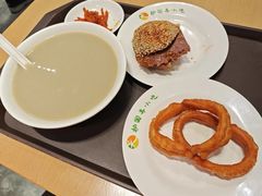 -护国寺小吃(中关村店)