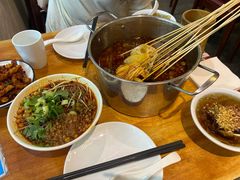 成都冷锅串串香-付小姐在成都(中山公园店)