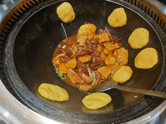 -袁小二大东北铁锅炖(吉祥村总部)