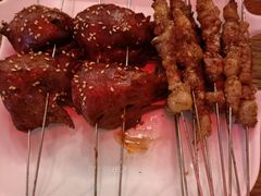 -街角等你.大连海鲜烧烤.经典铁板海鲜串(西安路店)