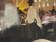 -洛缦音乐餐厅(工业展览馆万象城店)