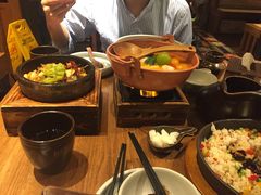 -云海肴·汽锅鸡·云南菜(天山百盛优客店)