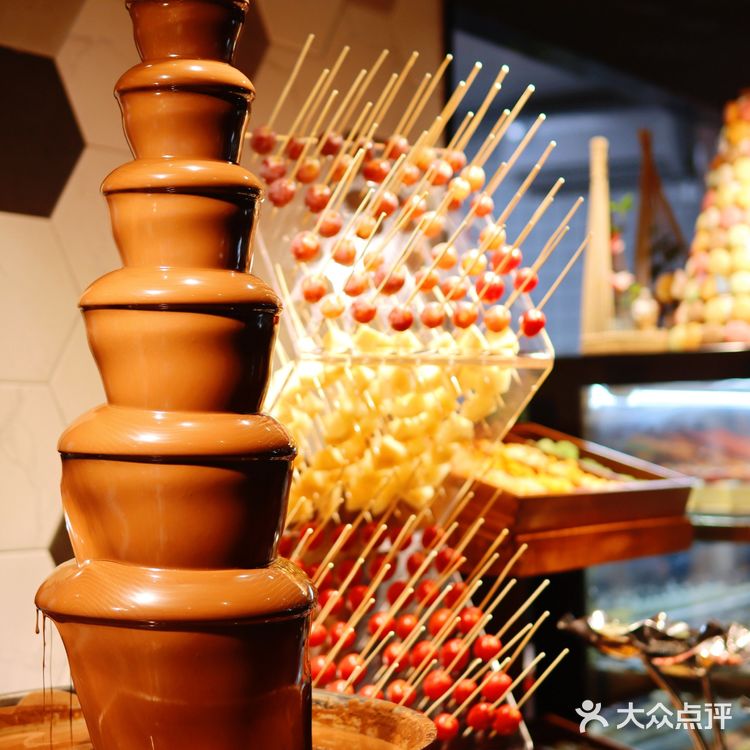 人山人海的百元自助烤肉,也太受欢迎了啊!!