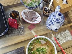 -陇上全荟兰州传统牛肉面(延吉路店)