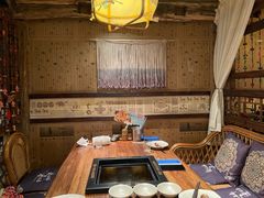 -老牌坊云南鱼豆花火锅(嵩山店)