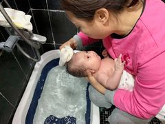 -舒月母婴月嫂育儿嫂(静安店)