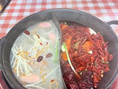 -赵美丽·重庆社区火锅·直营店(火车东站·中豪国际店)