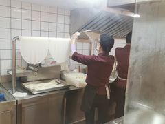 -呷佬·长沙手工米粉(金沙江路店)