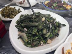 -刘涛酒店(江滩公园店)