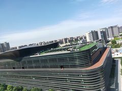 -上海跨国采购会展中心