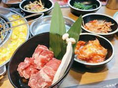 -青瓦炭韩潮烤肉(花园道店)