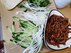 -关东小磨东北菜(上海长风大悦城店)