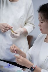 点击看大图 -靓芙泉专研痘痘肌