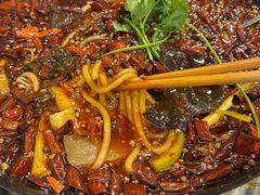 -鸿顺老铁锅美蛙鱼府(解放碑店)