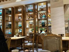 -雍和会海鲜姿造自助(湖东路店)