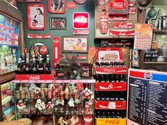 -席娜卡琳火车铁道夜市