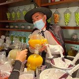 免费脸绘、DIY饼干、小丑互动、无限量大闸蟹…万圣节太好玩啦