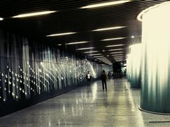 -汉中路(地铁站)