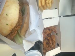 -必胜客(港汇店)