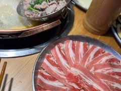 -洱火云南酸菜牛肉火锅(石景山当代商城店)