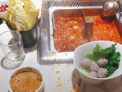 -海底捞火锅鲜切牛肉主题店(长寿路店)