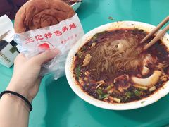 -甘记肥肠粉(马鞍北路店)