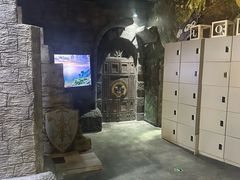 -暴风岛沉浸式体验馆(百联世纪店)
