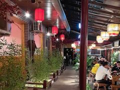 -三道苗苗鱼·美蛙黄辣丁(八里店)